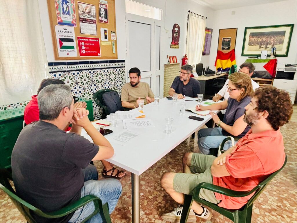 Sumar, IU y Verdes Equo se reúnen con el comité de empresa de Versar Global para abordar la situación laboral en la Base Naval de Rota Verdes Equo Andalucía