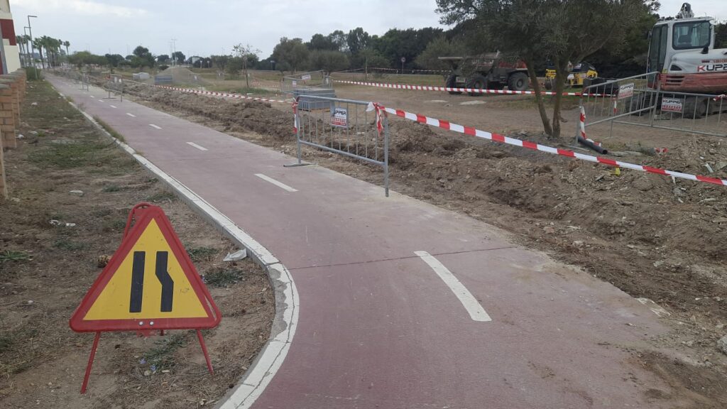 Verdes EQUO Rota recuerda al Ayuntamiento la obligación de cumplir la normativa cuando se realizan obras en el carril bici y propone de nuevo el cambio de ubicación del rastrillo de segunda mano de los domingos Verdes Equo Andalucía