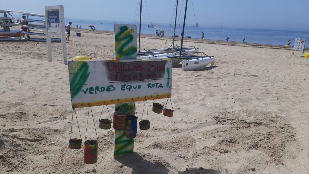 Verdes EQUO Rota inicia la sexta campaña "Orillas sin Colillas" Verdes Equo Andalucía