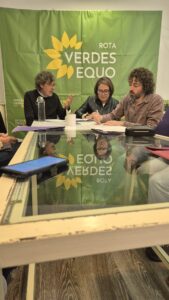 Reunión de la plataforma por el tren Costa Noroeste y la diputada de Sumar, Esther Gil de Reboleño Verdes Equo Andalucía