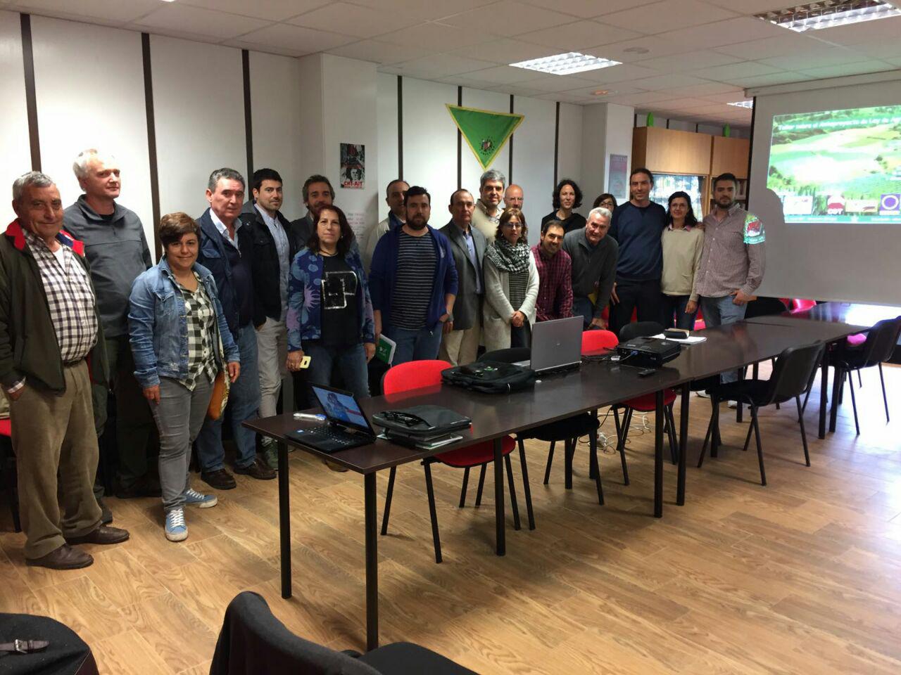 Nuestro modelo agrícola: menos depredador de recursos y con mejores condiciones laborales para las personas que lo trabajen Verdes Equo Andalucía