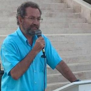 EQUO Rota Verdes instala colilleros en la playa EQUO Rota Verdes instala colilleros en la playa Verdes Equo Andalucía