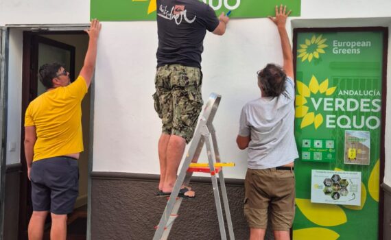 Verdes Equo Rota mejora el material de su sede Verdes Equo Rota mejora el material de su sede Verdes Equo Andalucía